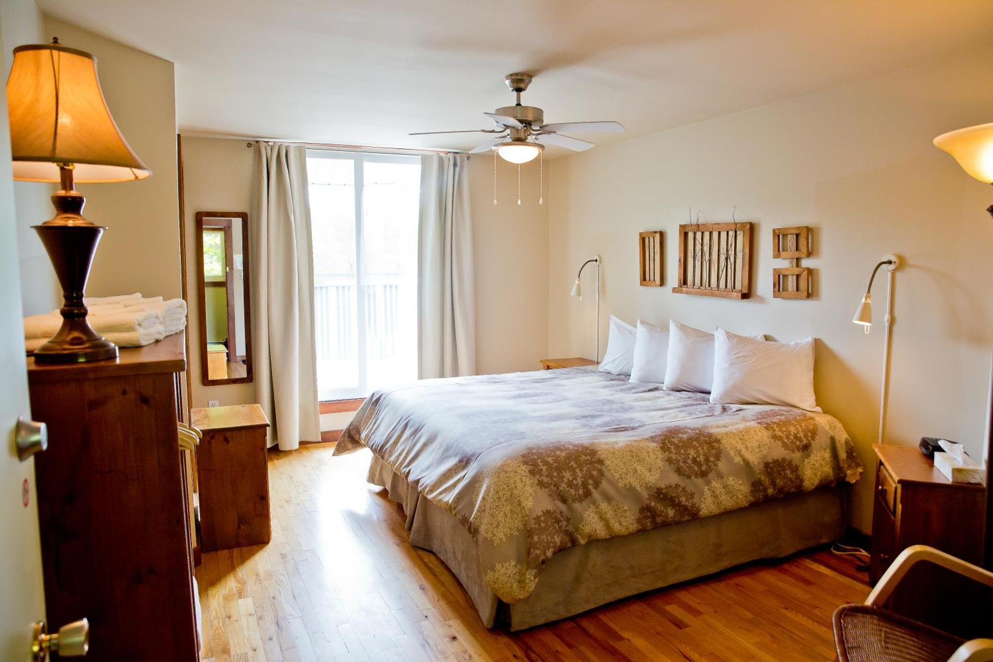 מגוג La Petite Auberge De Jouvence חדר תמונה